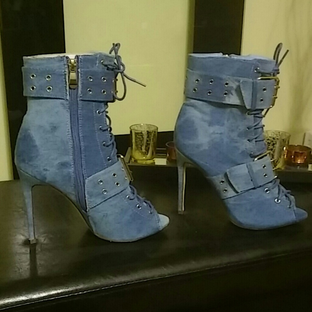 Jean boots